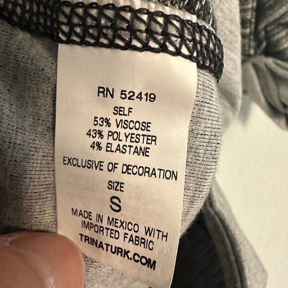 Trina Turk Recreation Grey Pullover Sweater Top Athleisure Grunge Goth 80s - Picture 6 of 9